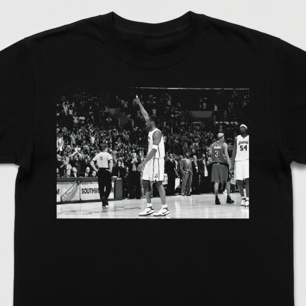 Black Graphic Basketball Photo Tee Kobe Bryant
